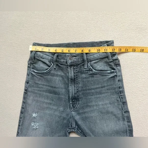 Mother Hustler Crop Step Chew Jeans Sz 27 Scene of the Crime Black Denim - Picture 12 of 14